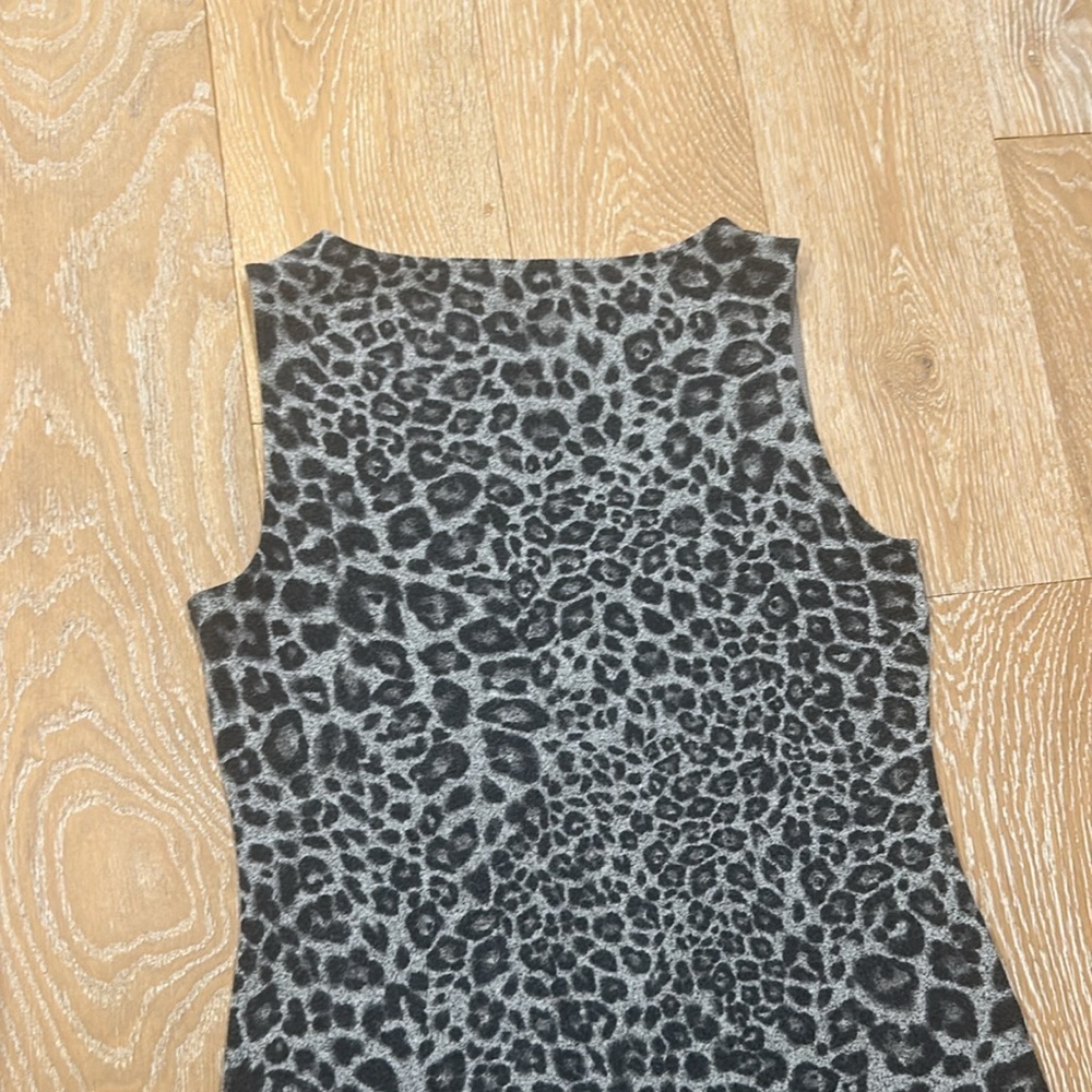White House Black Market Animal Print Tunic - Picture 10 of 10